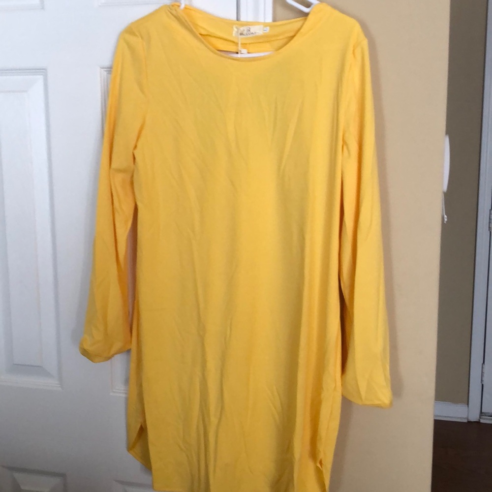 Dress - Picture 2 of 2